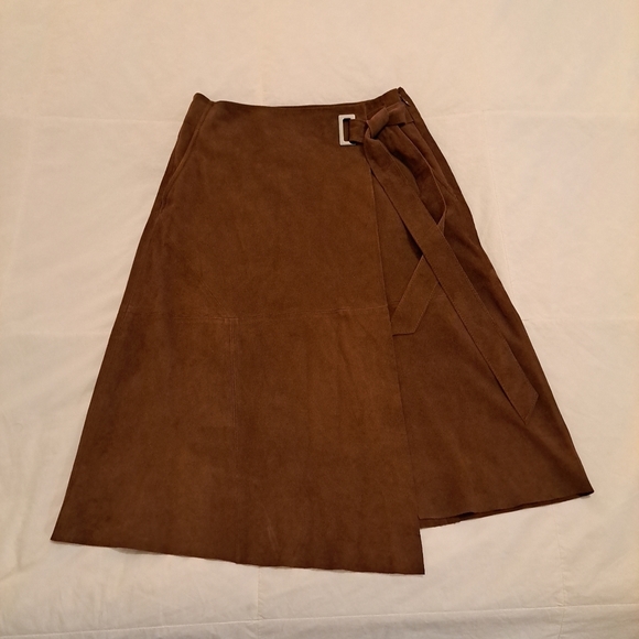 White House Black Market Dresses & Skirts - White House Black Market Skirt Suede A Line Wrap Brown Size 0 EUC